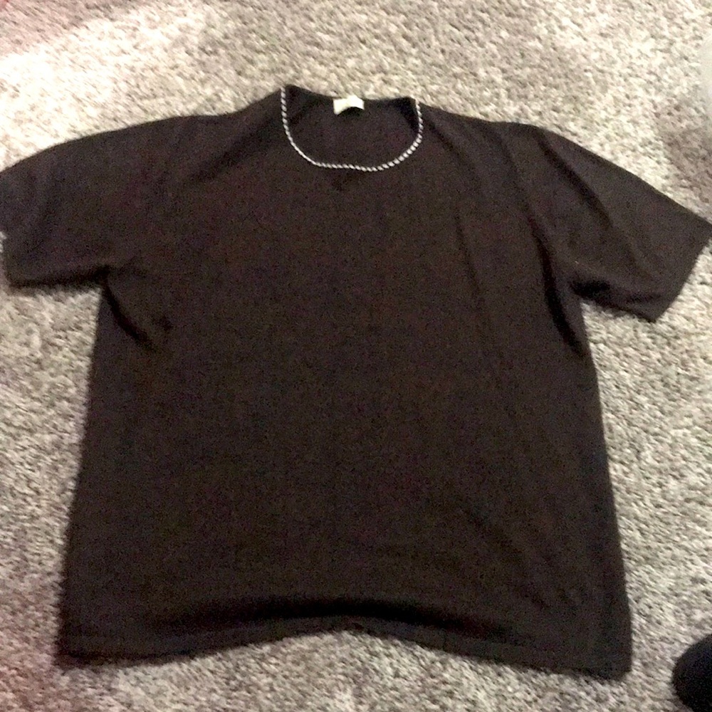 RABE knit tee w/ white bordered neckline size 16
